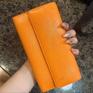 Louis Vuitton wallet